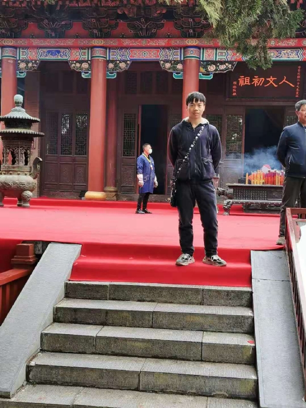 单身的小草的第三张照片--白水中老年相亲网